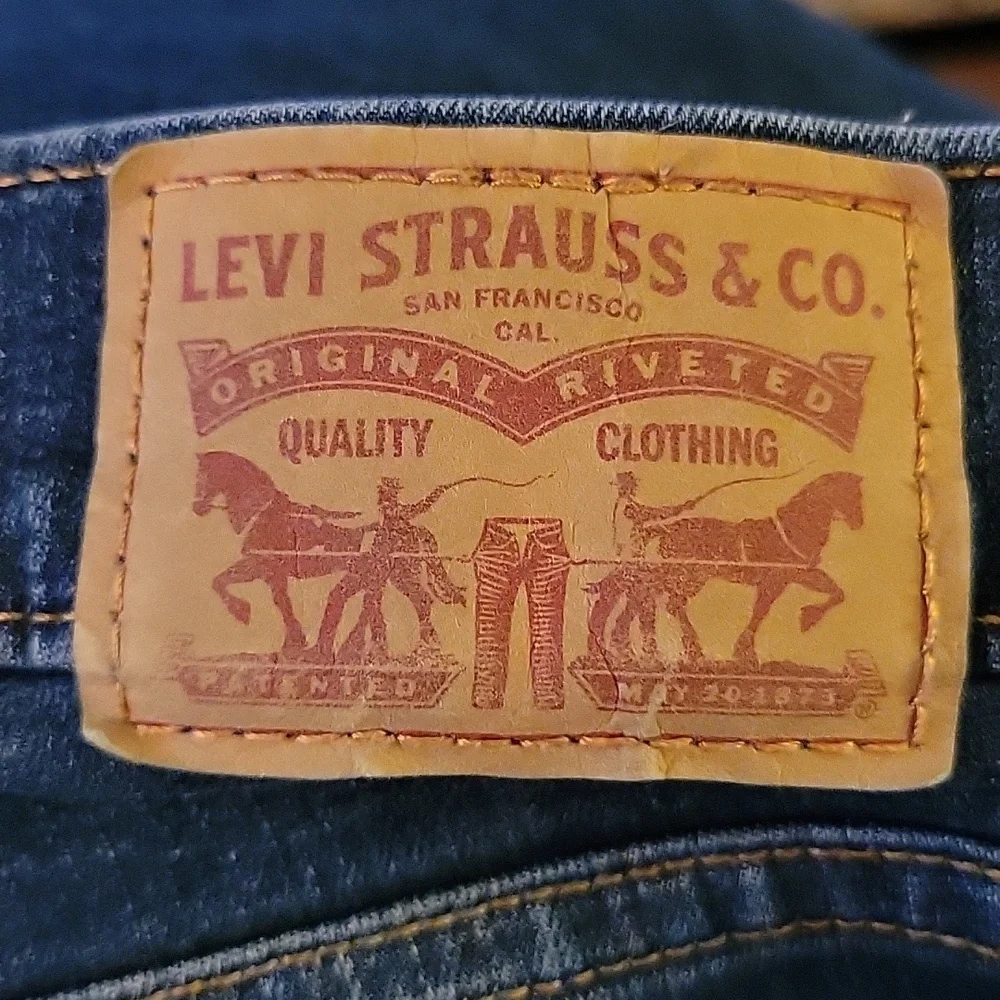 Levi's 720 high rise super skinny blue jeans classic 5 pocket size 30 excellent…